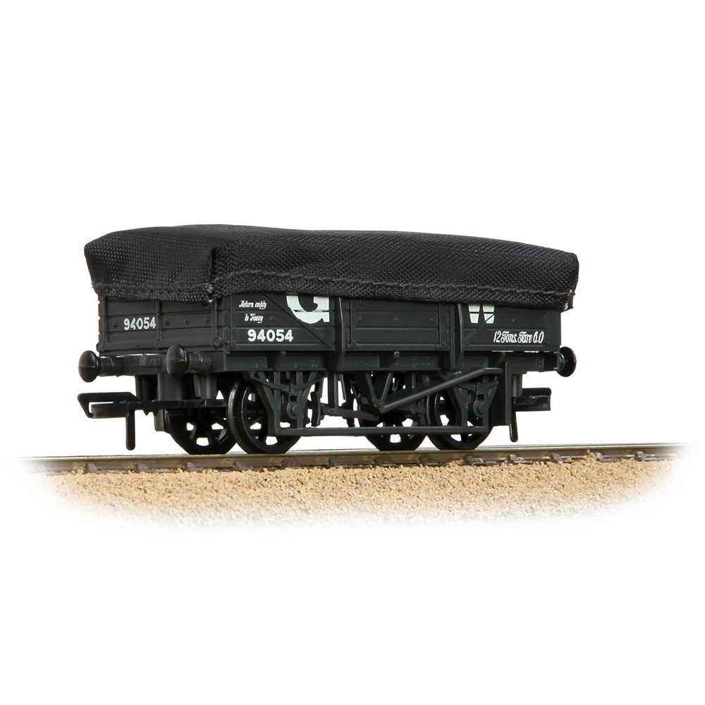 Bachmann Europe plc - 5 Plank China Clay Wagon GWR Grey with Tarpaulin ...