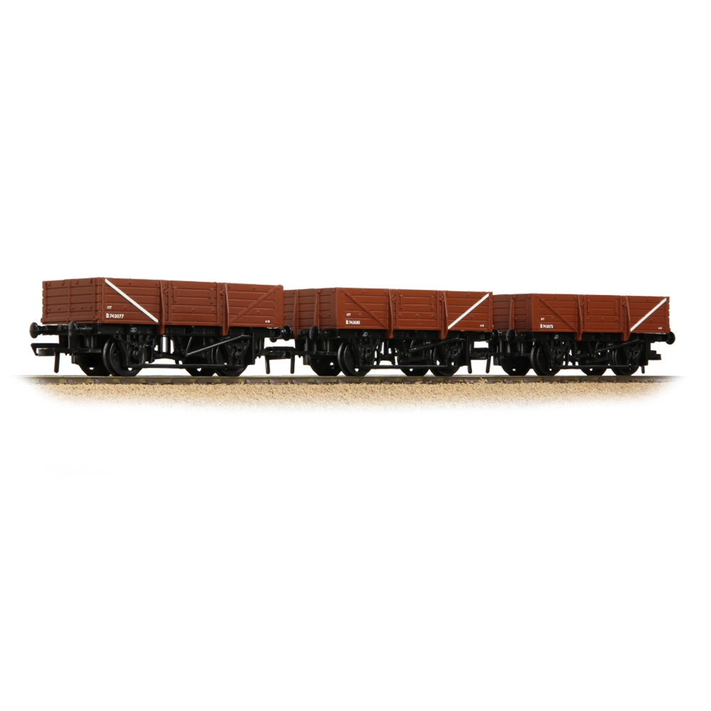 5 Plank China Clay 3-Wagon Pack BR Bauxite (Early) with Tarp. Covers